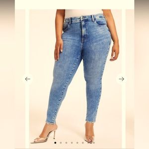 Good American Super stretch - Good Legs size 14 (32/34 waist) NWT 29” inseam.